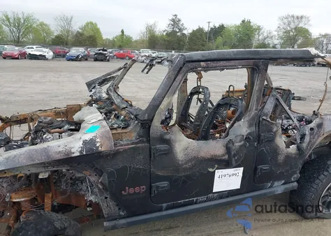 2020 Jeep Wrangler Unlimited Rubicon 4X4 from USA, damaged, VIN 1C4HJXFN4LW223932